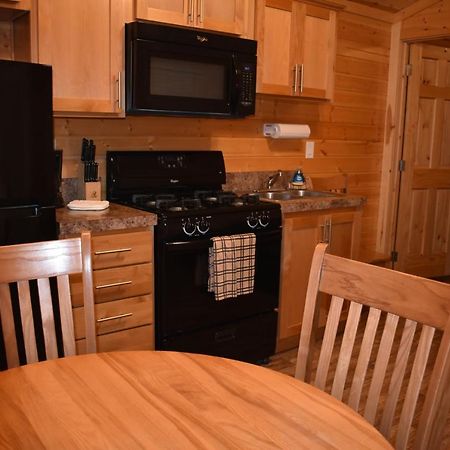 Tall Chief Camping Resort Cottage 1 Pleasant Hill Exteriör bild