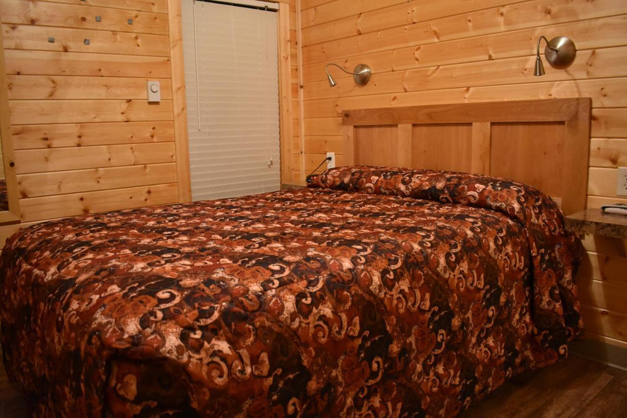 Tall Chief Camping Resort Cottage 1 Pleasant Hill Exteriör bild